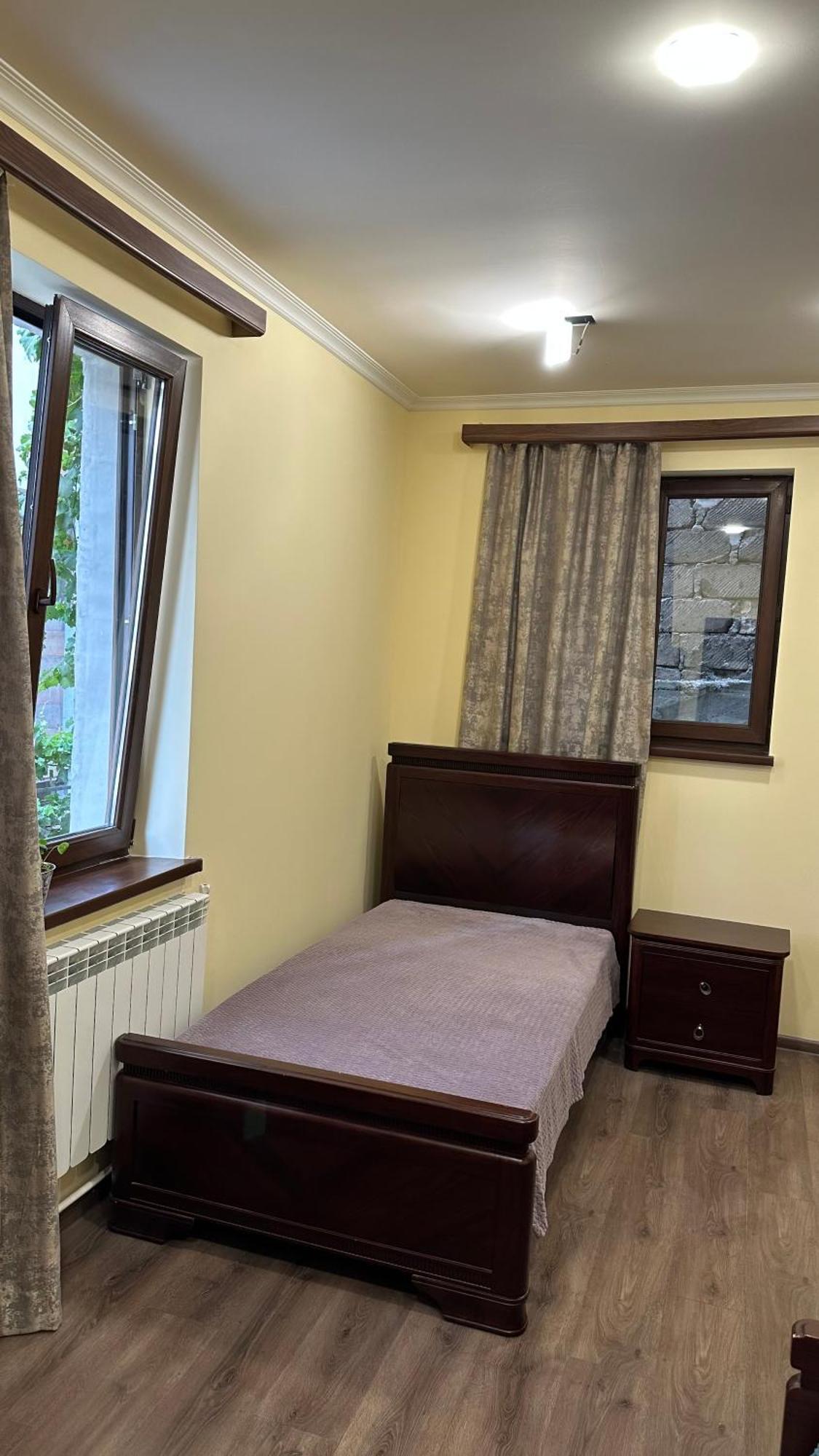 Rest & Relax Hotel Yerevan Exterior photo